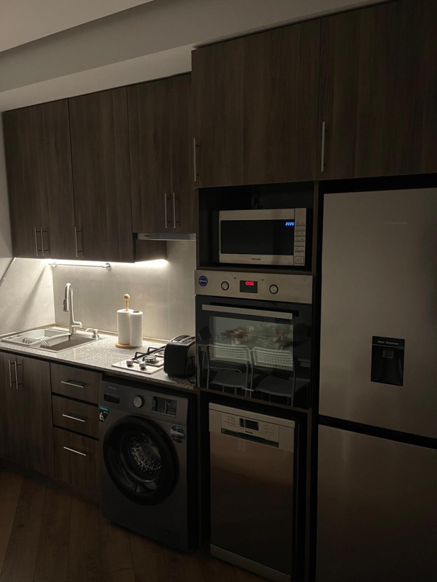Yerevan Downtown Luxe Apartment Екстериор снимка