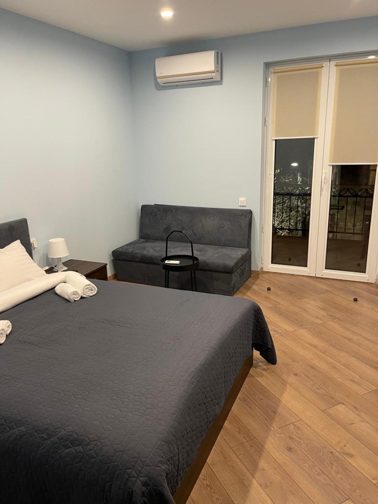 Yerevan Downtown Luxe Apartment Екстериор снимка
